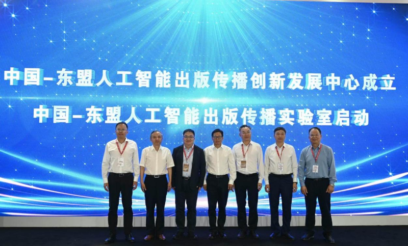 因此他每天需要不停往返于这几个小区之间