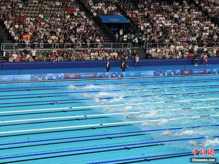 张雨霏在巴黎奥运会女子50米自由泳夺铜,展现稳