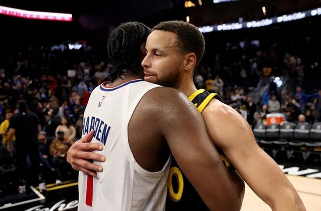 NBA球星首次得分王年龄大揭秘：杜兰特21岁登顶，