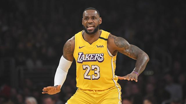 NBA球星首次得分王年龄大揭秘：杜兰特21岁登顶，