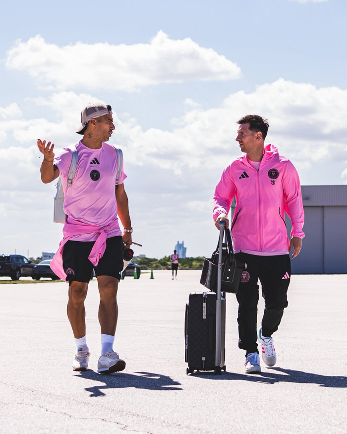 梅西正式加盟纽约红牛开启新篇章