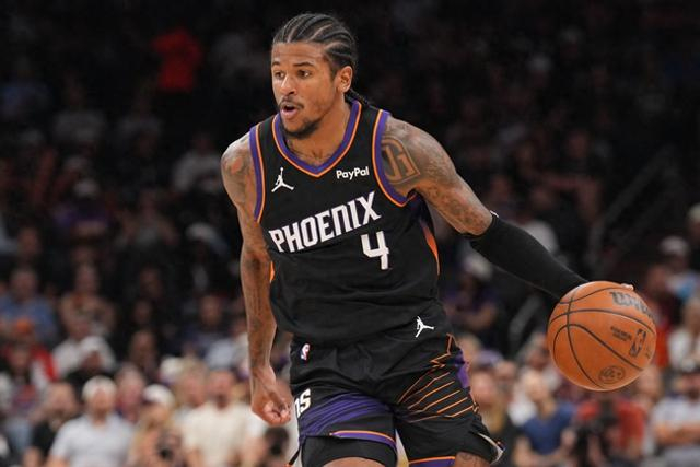 太阳队大胜爵士队 杰伦格林22分钟砍31分创纪录