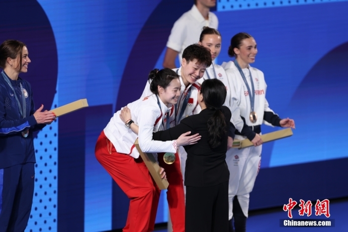 重返赛场后的她们在巴黎奥运会上发出中国声音